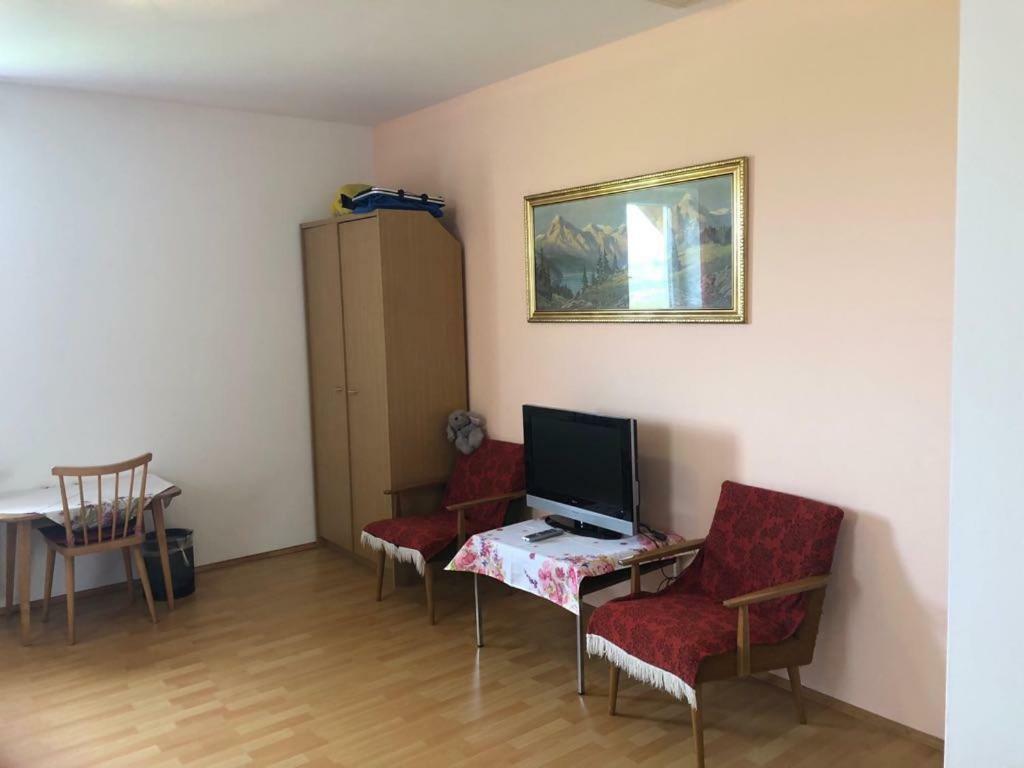 Narrenhaus Villa Fohnsdorf Kültér fotó